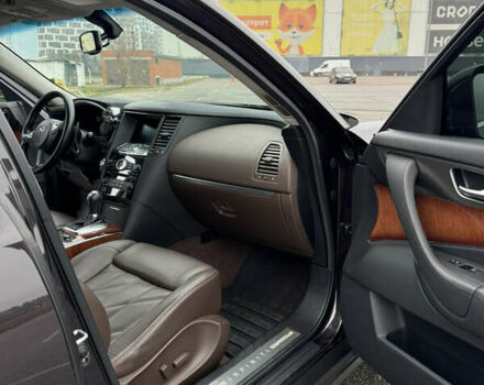 Коричневый Инфинити FX 37, объемом двигателя 3.7 л и пробегом 67 тыс. км за 25000 $, фото 20 на Automoto.ua