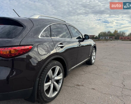 Инфинити FX 37 2010 в Киеве на Automoto.ua Коричневый Инфинити FX 37, объемом двигателя 3.7 л и пробегом 235 тыс. км за 13999 $, фото 28 на Automoto.ua