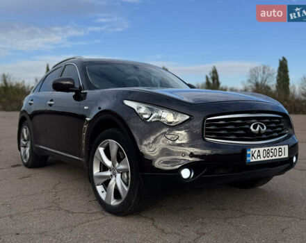 Инфинити FX 37 2010 в Киеве на Automoto.ua Коричневый Инфинити FX 37, объемом двигателя 3.7 л и пробегом 235 тыс. км за 13999 $, фото 15 на Automoto.ua