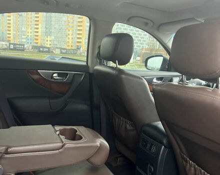 Коричневый Инфинити FX 37, объемом двигателя 3.7 л и пробегом 67 тыс. км за 25000 $, фото 12 на Automoto.ua