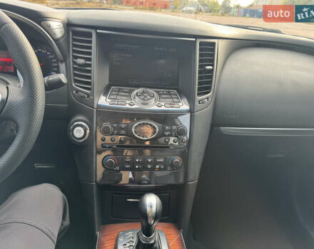 Инфинити FX 37 2010 в Киеве на Automoto.ua Коричневый Инфинити FX 37, объемом двигателя 3.7 л и пробегом 235 тыс. км за 13999 $, фото 39 на Automoto.ua