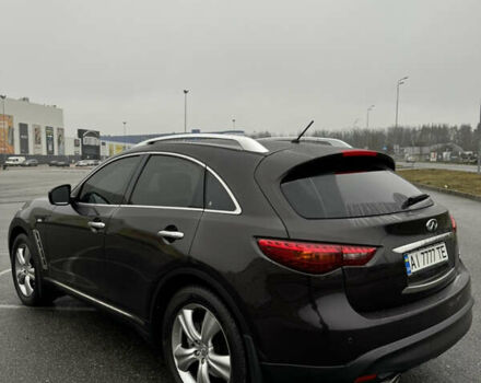 Коричневый Инфинити FX 37, объемом двигателя 3.7 л и пробегом 67 тыс. км за 25000 $, фото 2 на Automoto.ua