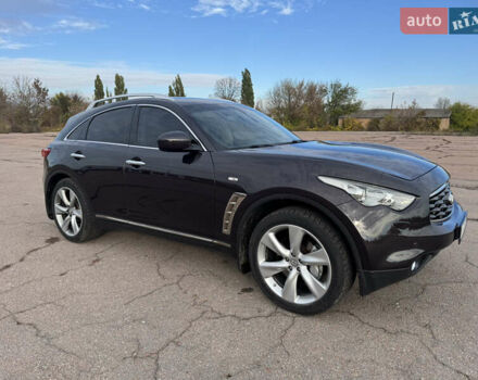 Инфинити FX 37 2010 в Киеве на Automoto.ua Коричневый Инфинити FX 37, объемом двигателя 3.7 л и пробегом 235 тыс. км за 13999 $, фото 30 на Automoto.ua