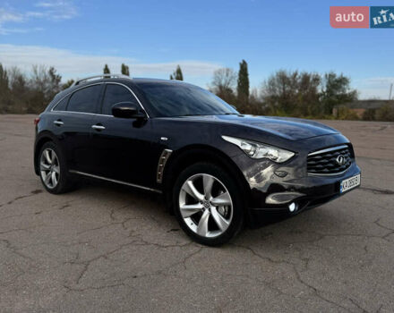 Инфинити FX 37 2010 в Киеве на Automoto.ua Коричневый Инфинити FX 37, объемом двигателя 3.7 л и пробегом 235 тыс. км за 13999 $, фото 13 на Automoto.ua
