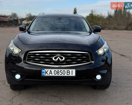 Инфинити FX 37 2010 в Киеве на Automoto.ua Коричневый Инфинити FX 37, объемом двигателя 3.7 л и пробегом 235 тыс. км за 13999 $, фото 1 на Automoto.ua