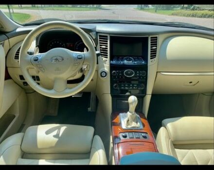 Коричневий Інфініті FX 37, об'ємом двигуна 3.7 л та пробігом 157 тис. км за 14500 $, фото 7 на Automoto.ua