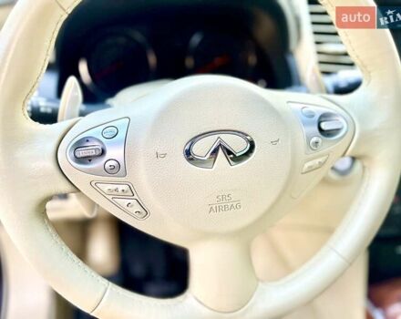 Коричневый Инфинити FX 37, объемом двигателя 3.7 л и пробегом 157 тыс. км за 14500 $, фото 21 на Automoto.ua