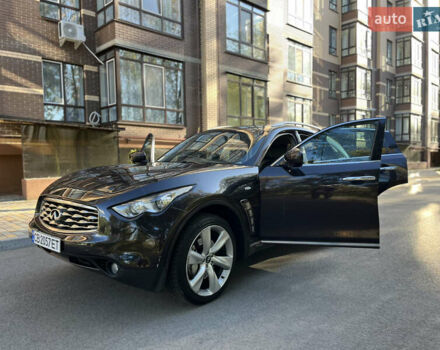 Коричневый Инфинити FX 37, объемом двигателя 3.7 л и пробегом 279 тыс. км за 13500 $, фото 20 на Automoto.ua
