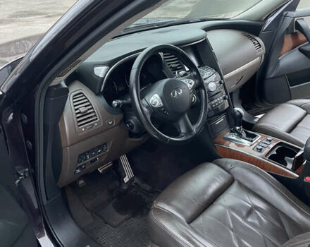 Коричневий Інфініті FX 37, об'ємом двигуна 3.7 л та пробігом 190 тис. км за 17000 $, фото 6 на Automoto.ua