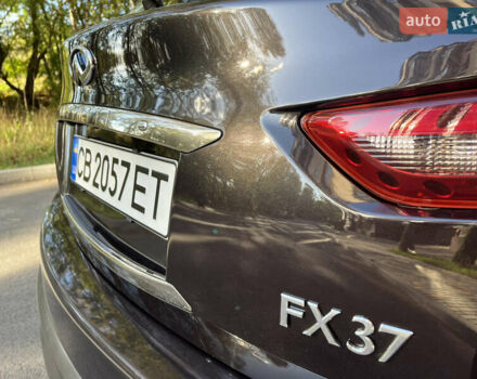 Коричневый Инфинити FX 37, объемом двигателя 3.7 л и пробегом 279 тыс. км за 13500 $, фото 22 на Automoto.ua