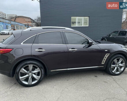 Коричневий Інфініті FX 37, об'ємом двигуна 3.7 л та пробігом 190 тис. км за 17000 $, фото 4 на Automoto.ua