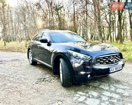 Коричневый Инфинити FX 37, объемом двигателя 3.7 л и пробегом 157 тыс. км за 14500 $, фото 1 на Automoto.ua