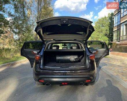 Коричневый Инфинити FX 37, объемом двигателя 3.7 л и пробегом 279 тыс. км за 13500 $, фото 17 на Automoto.ua