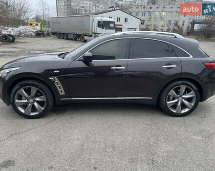 Коричневий Інфініті FX 37, об'ємом двигуна 3.7 л та пробігом 190 тис. км за 17000 $, фото 1 на Automoto.ua