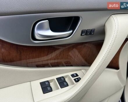 Коричневый Инфинити FX 37, объемом двигателя 3.7 л и пробегом 145 тыс. км за 13900 $, фото 23 на Automoto.ua