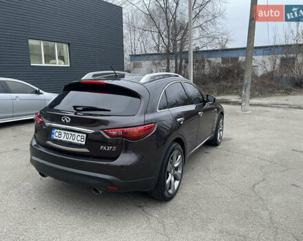 Коричневий Інфініті FX 37, об'ємом двигуна 3.7 л та пробігом 190 тис. км за 17000 $, фото 3 на Automoto.ua