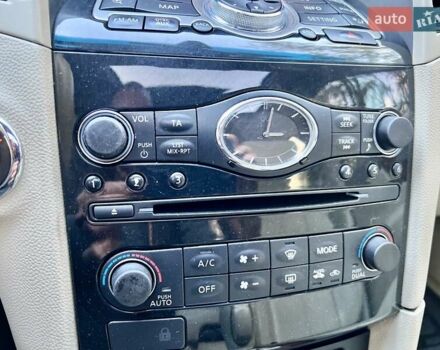 Коричневый Инфинити FX 37, объемом двигателя 3.7 л и пробегом 157 тыс. км за 14500 $, фото 28 на Automoto.ua