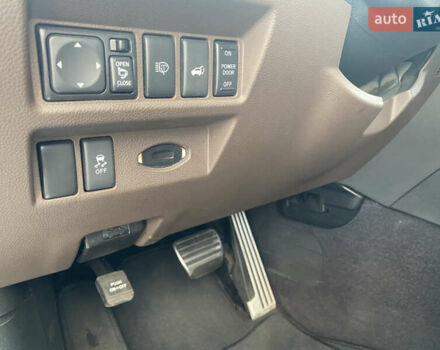 Коричневый Инфинити FX 37, объемом двигателя 3.7 л и пробегом 221 тыс. км за 17000 $, фото 18 на Automoto.ua