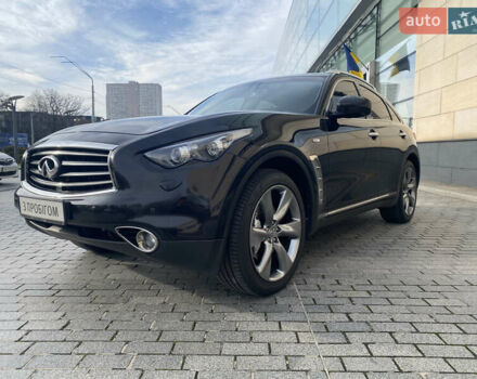 Коричневый Инфинити FX 37, объемом двигателя 3.7 л и пробегом 221 тыс. км за 17000 $, фото 6 на Automoto.ua