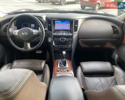 Коричневый Инфинити FX 37, объемом двигателя 3.7 л и пробегом 221 тыс. км за 17000 $, фото 24 на Automoto.ua