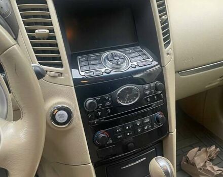 Коричневый Инфинити FX 37, объемом двигателя 3.7 л и пробегом 151 тыс. км за 15200 $, фото 4 на Automoto.ua