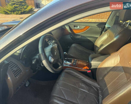 Коричневий Інфініті FX 37, об'ємом двигуна 3.7 л та пробігом 150 тис. км за 18500 $, фото 6 на Automoto.ua