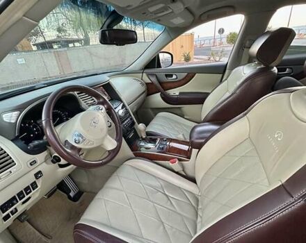 Коричневый Инфинити FX 37, объемом двигателя 3.7 л и пробегом 130 тыс. км за 20000 $, фото 22 на Automoto.ua