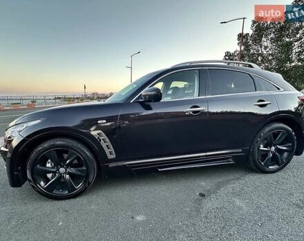 Коричневый Инфинити FX 37, объемом двигателя 3.7 л и пробегом 130 тыс. км за 20000 $, фото 3 на Automoto.ua