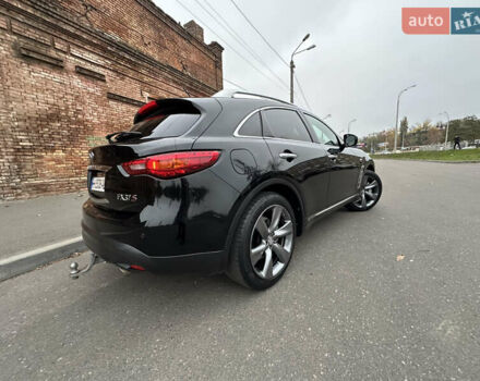 Инфинити FX 37, объемом двигателя 3.7 л и пробегом 180 тыс. км за 16300 $, фото 6 на Automoto.ua