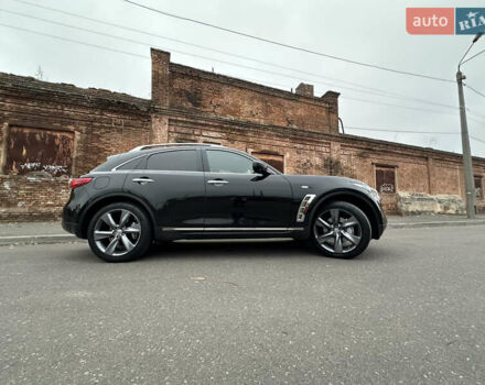 Инфинити FX 37, объемом двигателя 3.7 л и пробегом 180 тыс. км за 16300 $, фото 5 на Automoto.ua