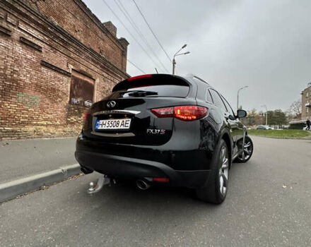 Инфинити FX 37, объемом двигателя 3.7 л и пробегом 180 тыс. км за 16300 $, фото 7 на Automoto.ua