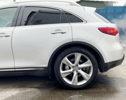 Инфинити FX 37, объемом двигателя 0 л и пробегом 164 тыс. км за 13900 $, фото 17 на Automoto.ua