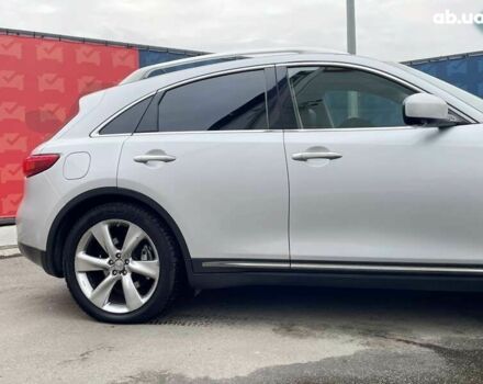 Инфинити FX 37, объемом двигателя 0 л и пробегом 164 тыс. км за 13900 $, фото 10 на Automoto.ua