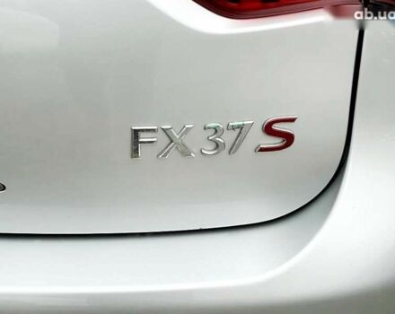 Инфинити FX 37, объемом двигателя 0 л и пробегом 164 тыс. км за 13900 $, фото 22 на Automoto.ua