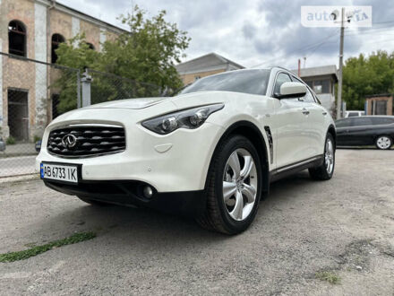 Інфініті FX 37 2011 у Вінниці на Automoto.ua Інфініті FX 37, об'ємом двигуна 3.7 л та пробігом 260 тис. км за 13000 $, фото 1 на Automoto.ua