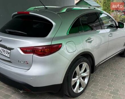 Серый Инфинити FX 37, объемом двигателя 3.7 л и пробегом 50 тыс. км за 25800 $, фото 1 на Automoto.ua