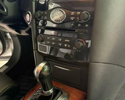 Серый Инфинити FX 37, объемом двигателя 3.7 л и пробегом 50 тыс. км за 25800 $, фото 5 на Automoto.ua