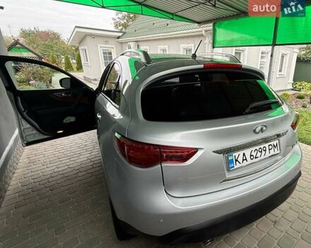 Серый Инфинити FX 37, объемом двигателя 3.7 л и пробегом 50 тыс. км за 25800 $, фото 17 на Automoto.ua