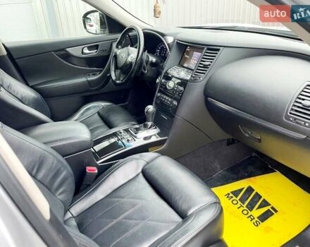 Серый Инфинити FX 37, объемом двигателя 3.7 л и пробегом 164 тыс. км за 13900 $, фото 34 на Automoto.ua