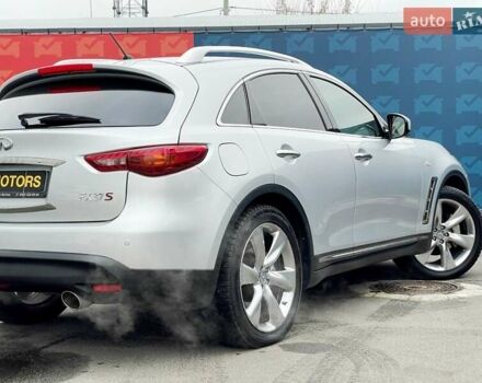 Серый Инфинити FX 37, объемом двигателя 3.7 л и пробегом 164 тыс. км за 13900 $, фото 7 на Automoto.ua