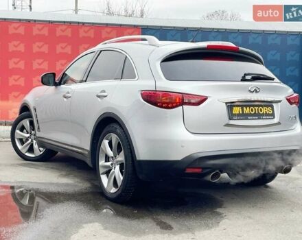 Серый Инфинити FX 37, объемом двигателя 3.7 л и пробегом 164 тыс. км за 13900 $, фото 2 на Automoto.ua