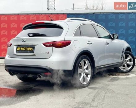 Серый Инфинити FX 37, объемом двигателя 3.7 л и пробегом 164 тыс. км за 13900 $, фото 3 на Automoto.ua