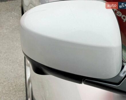 Серый Инфинити FX 37, объемом двигателя 3.7 л и пробегом 164 тыс. км за 13900 $, фото 18 на Automoto.ua