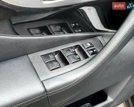 Серый Инфинити FX 37, объемом двигателя 3.7 л и пробегом 164 тыс. км за 13900 $, фото 27 на Automoto.ua