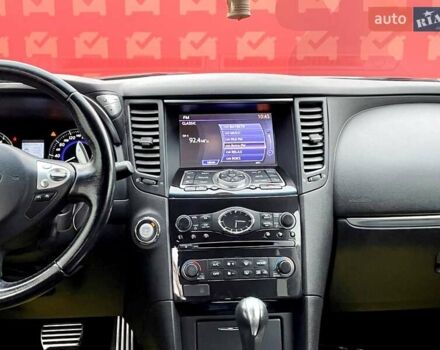 Серый Инфинити FX 37, объемом двигателя 3.7 л и пробегом 164 тыс. км за 13900 $, фото 32 на Automoto.ua