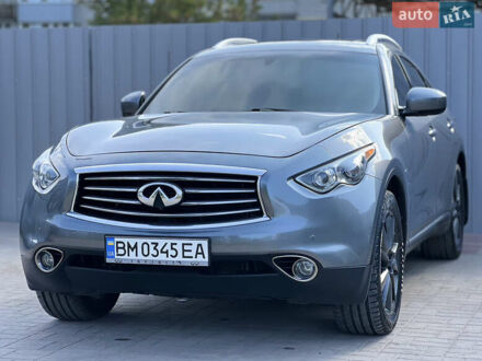 Інфініті FX 37 2013 у Шостке на Automoto.ua Сірий Інфініті FX 37, об'ємом двигуна 3.7 л та пробігом 130 тис. км за 19000 $, фото 1 на Automoto.ua
