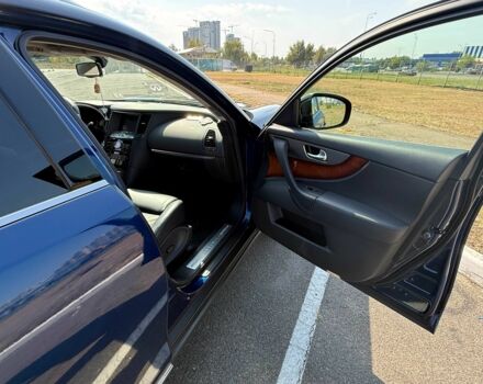 Синий Инфинити FX 37, объемом двигателя 3.7 л и пробегом 50 тыс. км за 28785 $, фото 1 на Automoto.ua