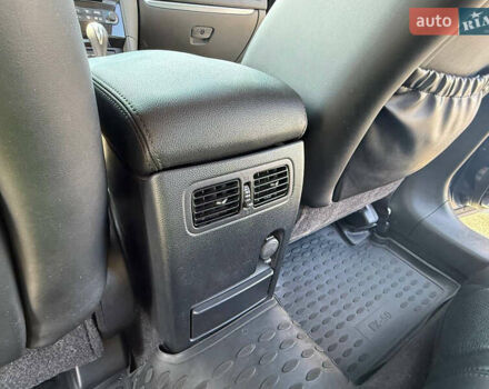 Синий Инфинити FX 37, объемом двигателя 3.7 л и пробегом 41 тыс. км за 33500 $, фото 4 на Automoto.ua