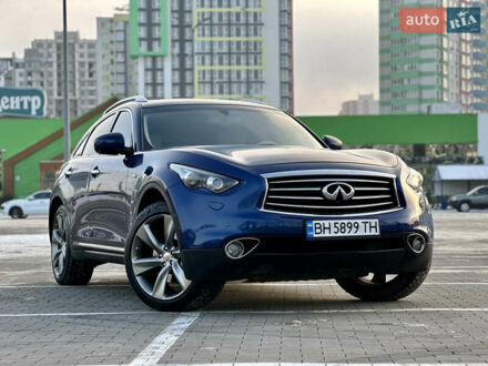 Синий Инфинити FX 37, объемом двигателя 3.7 л и пробегом 145 тыс. км за 13500 $, фото 1 на Automoto.ua