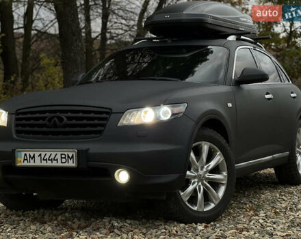 Черный Инфинити FX 45, объемом двигателя 4.5 л и пробегом 293 тыс. км за 15000 $, фото 4 на Automoto.ua
